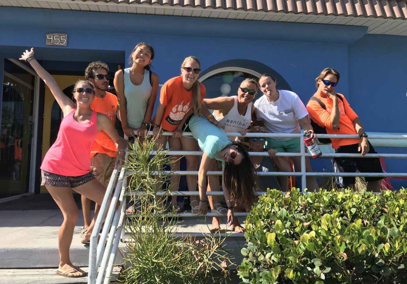 img-5cf028f1f49a910001dcbdfe